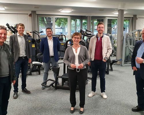 Landtagsabgeordnete Sabine Kurtz besucht VfL Center